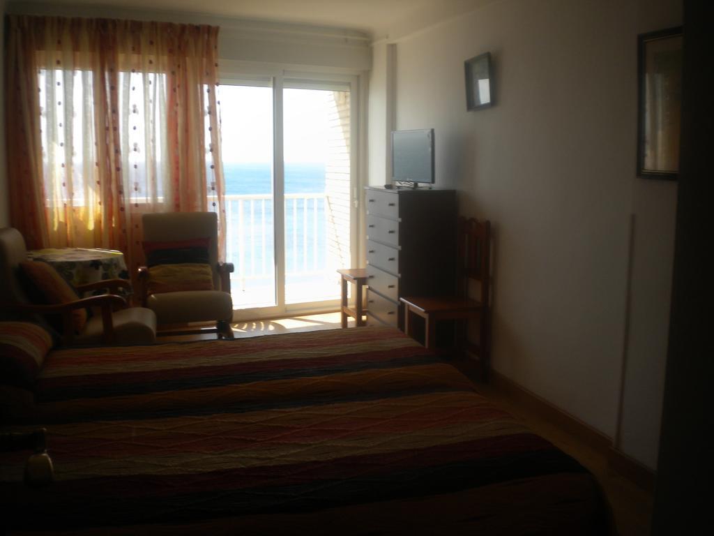 Apartamentos Los Pinos カルプ エクステリア 写真