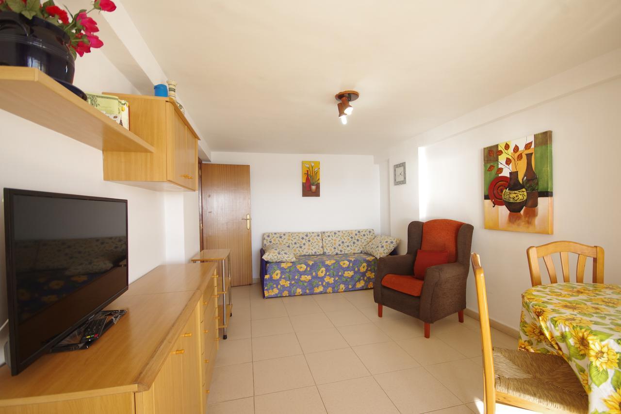 Apartamentos Los Pinos カルプ エクステリア 写真